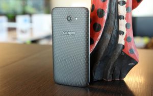 alcatel a30 camera