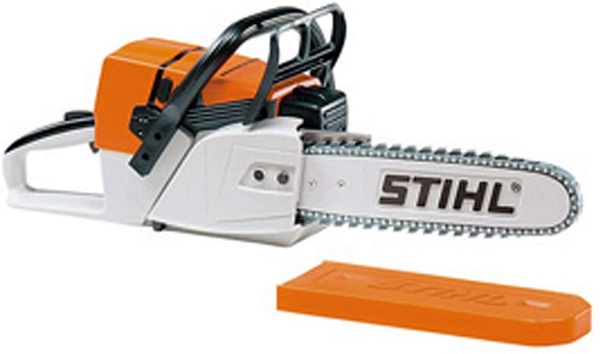 STIHL Battery Operated Chainsaw