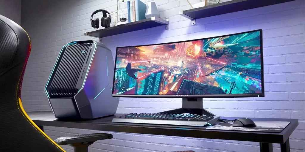 Curved Monitor gaming