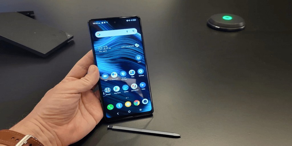 TCL’s Stylus 5G