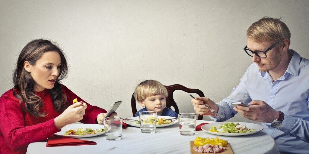 Is Technology Threatening the Traditional Family Unit?