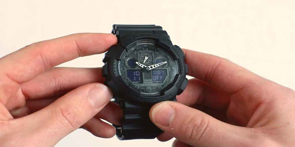 How to Change the Time on a Casio G-Shock Watch